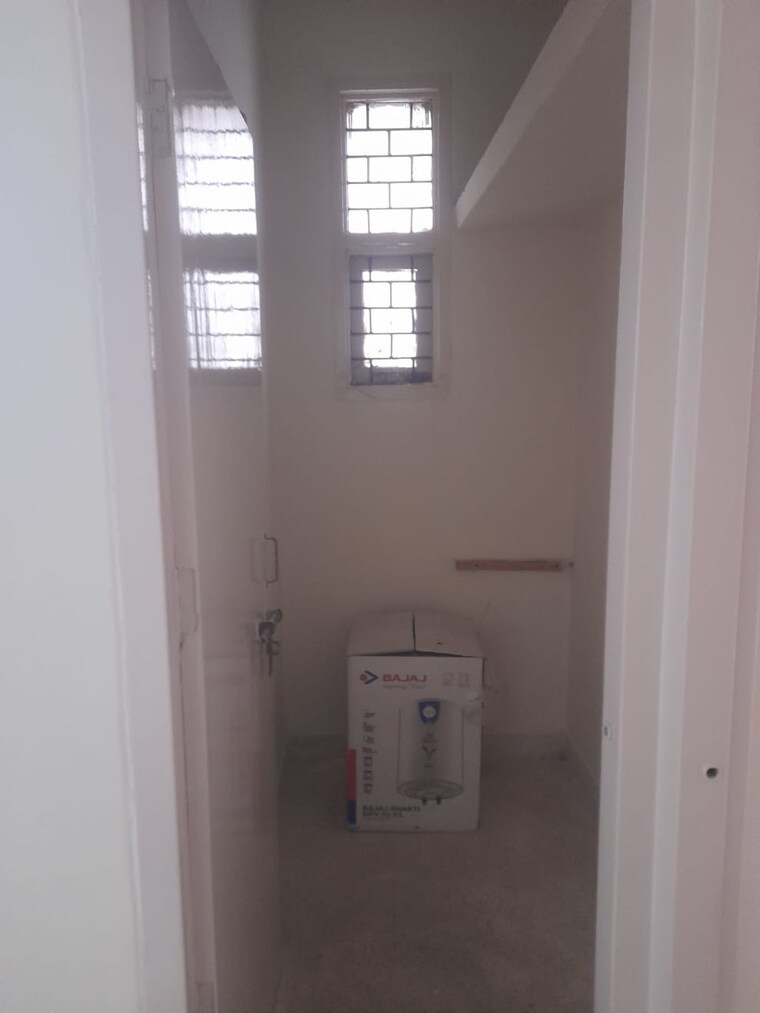 undefined, sector 56 3.5 Bedroom 1500 Sq.Ft. Apartment In Sector 56 Gurgaon 9473063