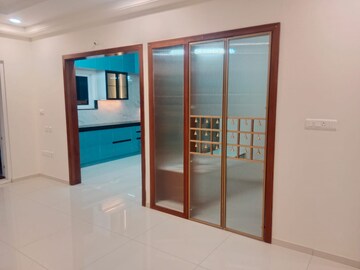 Room in 3 BHK Apartment at Rajapushpa Provincia, Narsingi – for Rent