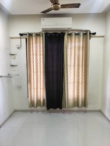1 BHK Apartment For Rent in Bhoomi Acres, Thane West