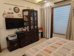 3 BHK + Servant Room 190 Sq.Yd. Builder Floor in BPTP Parkland Pride