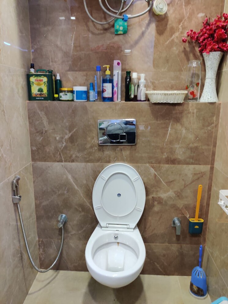 Bathroom, bptp-park-elite-premium 2.5 Bedroom 966 Sq.Ft. Apartment In Sector 84 Faridabad 9473167