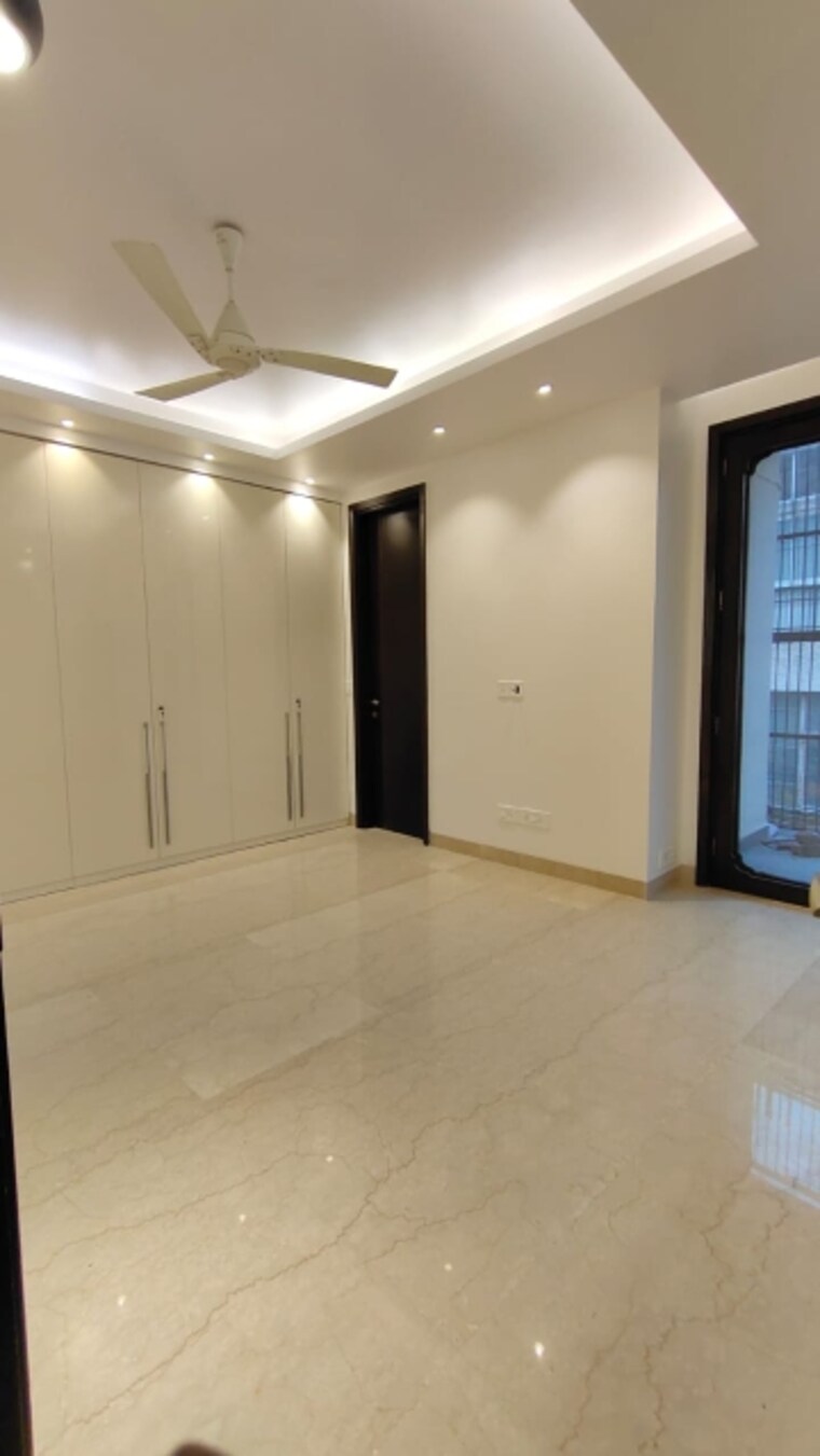 Master Bedroom, greater kailash i 4 Bedroom 3000 Sq.Ft. Builder Floor In Greater Kailash I Delhi 9473191