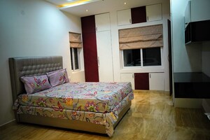 Bedroom in 5 BHK Villa at Manjeera Purple Town, Gopanpally – for Rent
