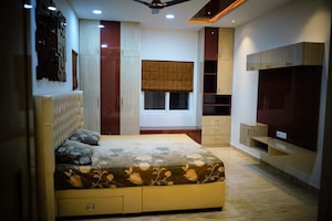 Bedroom in 5 BHK Villa at Manjeera Purple Town, Gopanpally – for Rent