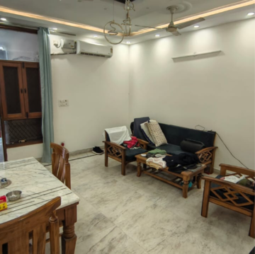 Gym in 2 BHK Builder Floor at Malviya Nagar – for Rent