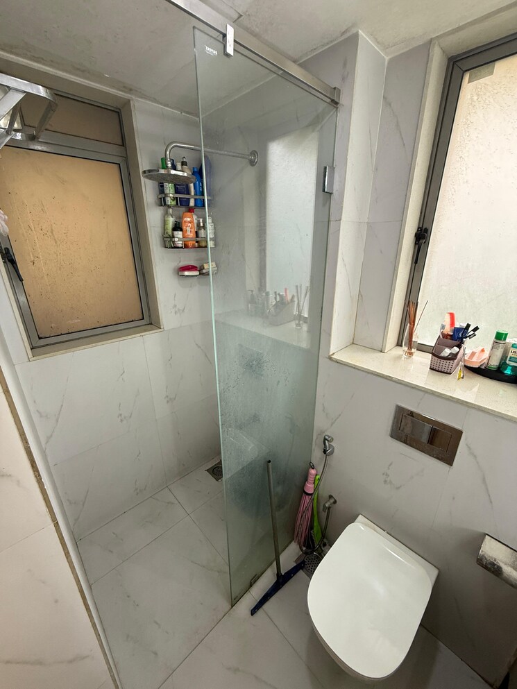 Bathroom, lodha-bel-air 3.5 Bedroom 1250 Sq.Ft. Apartment In Jogeshwari West Mumbai 9473203