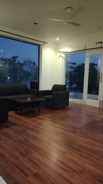 Living Room in 3 BHK Builder Floor at Eros Rosewood City, Sector 49 – for Rent