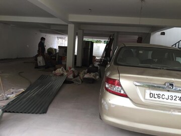 Parking in 3 BHK Builder Floor at Eros Rosewood City, Sector 49 – for Rent