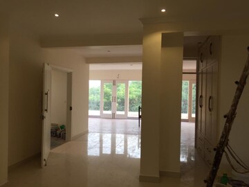 Room in 3 BHK Builder Floor at Eros Rosewood City, Sector 49 – for Rent