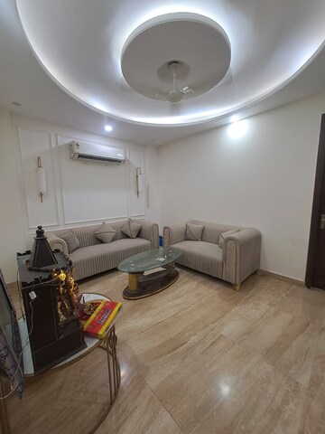 Team Area in 3 BHK Builder Floor at Malviya Nagar – for Rent