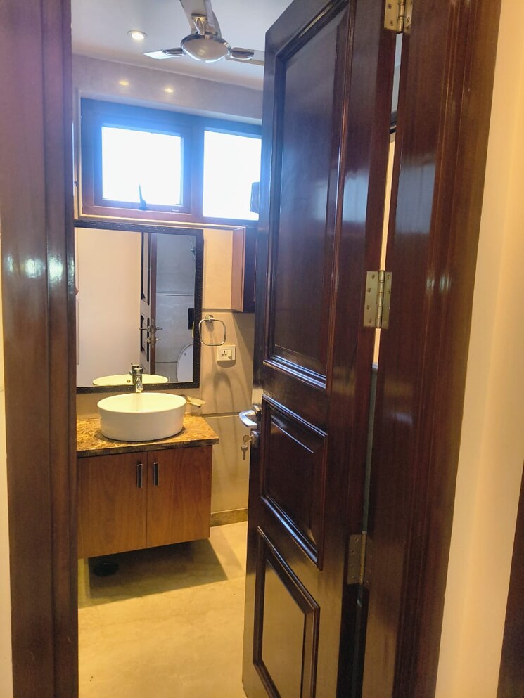 Kitchen, greater kailash ii 4 Bedroom 550 Sq.Yd. Builder Floor In Greater Kailash ii Delhi 9473239