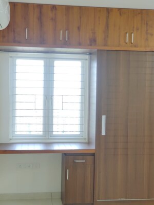 Room in 3 BHK Apartment at Aparna Sarovar Zenith, Nallagandla – for Rent