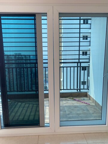 Room in 3 BHK Apartment at Aparna Sarovar Zenith, Nallagandla – for Rent