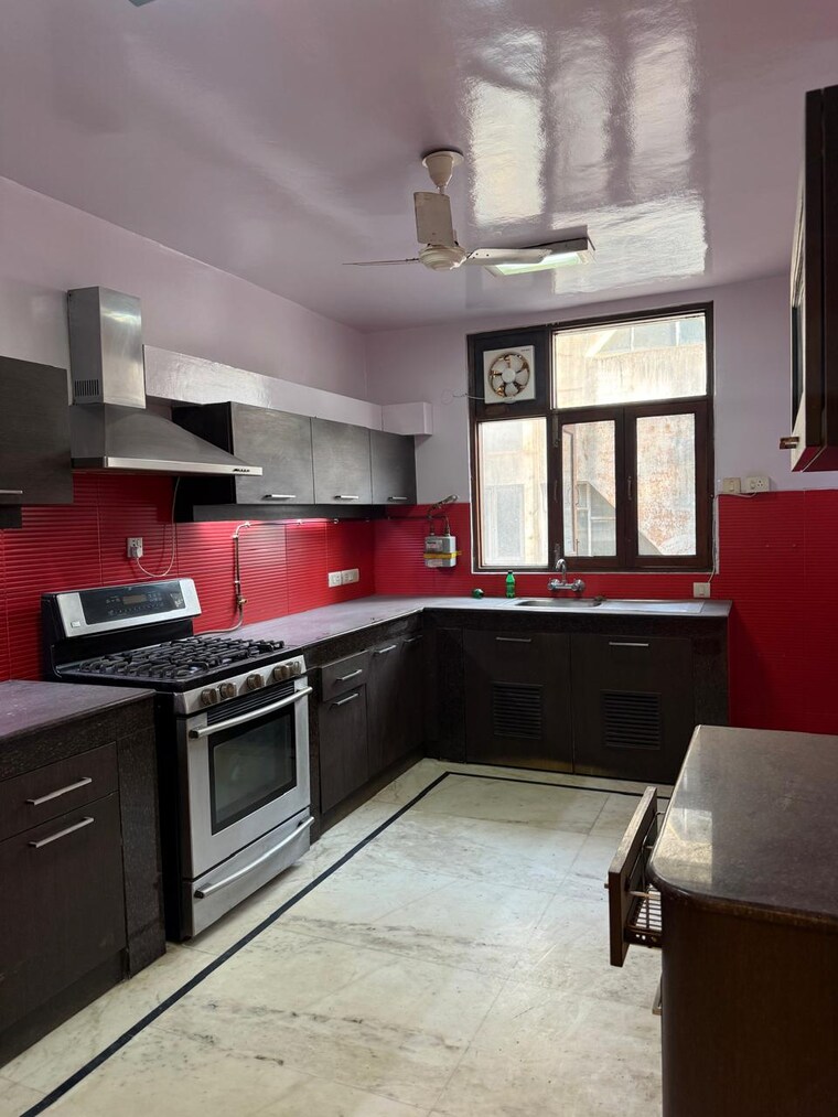 Kitchen, greater kailash ii 4 Bedroom 600 Sq.Yd. Builder Floor In Greater Kailash ii Delhi 9473243