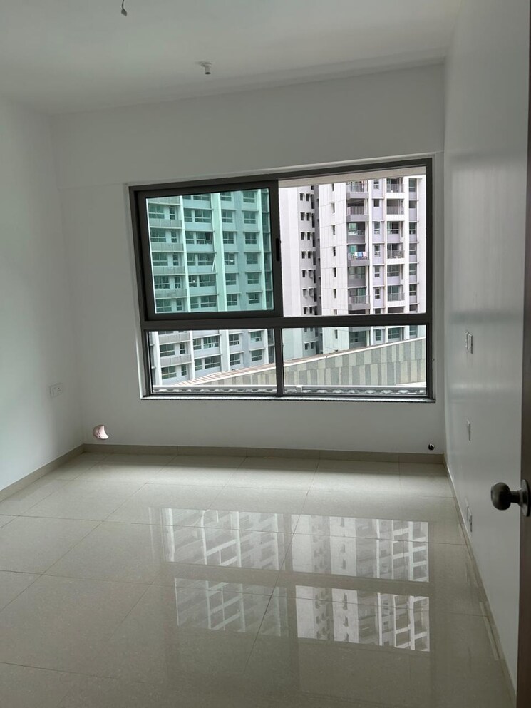 Room, kalpataru-immensa 2 Bedroom 761 Sq.Ft. Apartment In Kolshet Road Thane 8917645