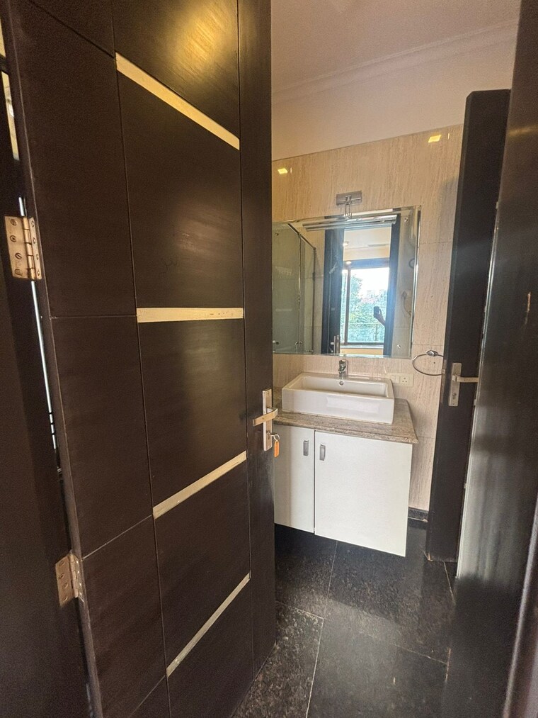 Kitchen, greater kailash i 3 Bedroom 250 Sq.Yd. Builder Floor In Greater Kailash I Delhi 9473248