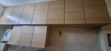 Furnished Amenities in 3 BHK Apartment at Juhu – for Rent