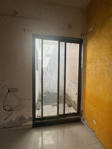 Room in 1 BHK Independent House at Kamta – for Rent