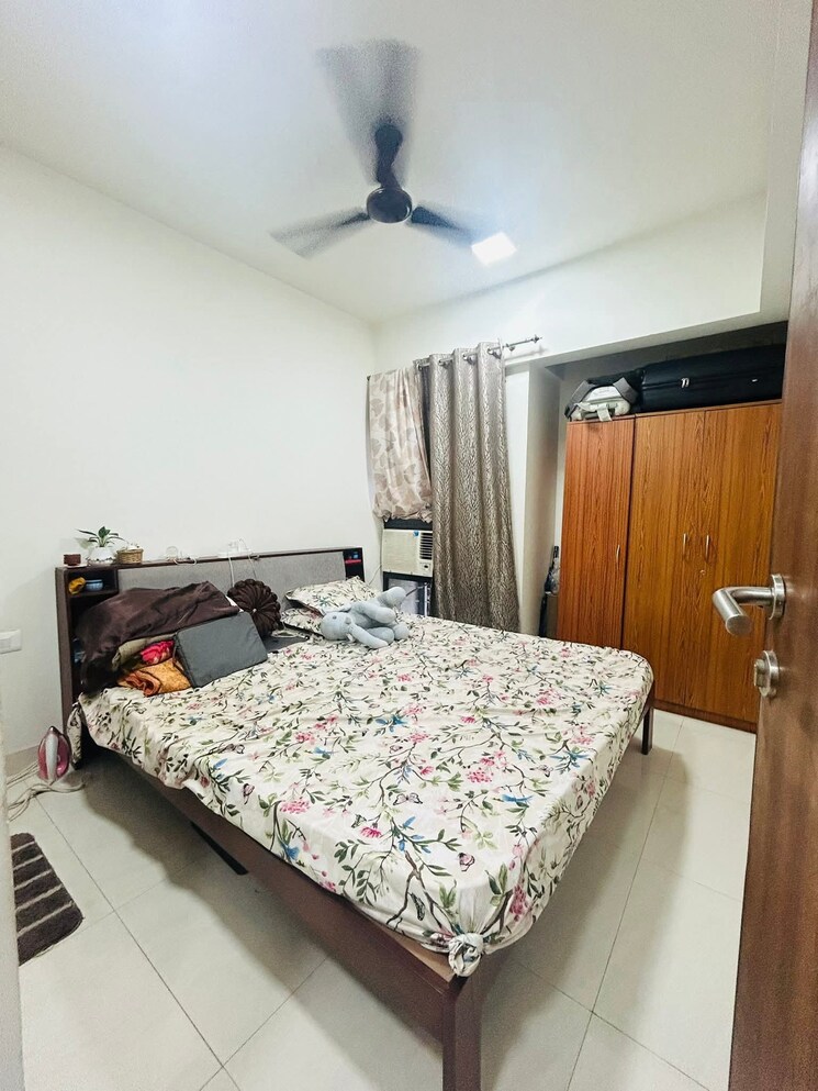 Bedroom, lodha-crown-quality-homes 1 Bedroom 500 Sq.Ft. Apartment In Majiwada Thane 9473292