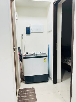 1 BHK Apartment For Rent in Lodha Crown Quality Homes, Majiwada