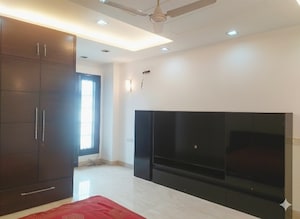 Master Bedroom in 4 BHK Builder Floor at Greater Kailash ii – for Rent