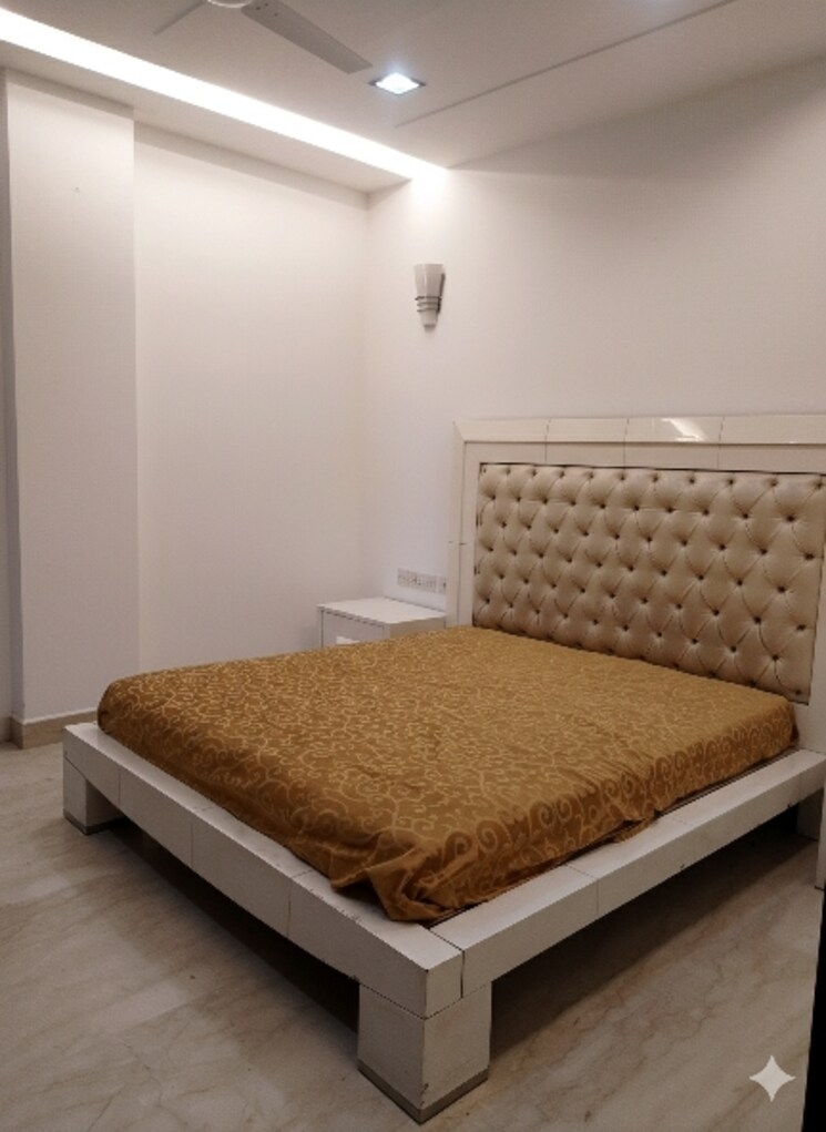 Master Bedroom, greater kailash ii 4 Bedroom 3700 Sq.Ft. Builder Floor In Greater Kailash ii Delhi 9473310