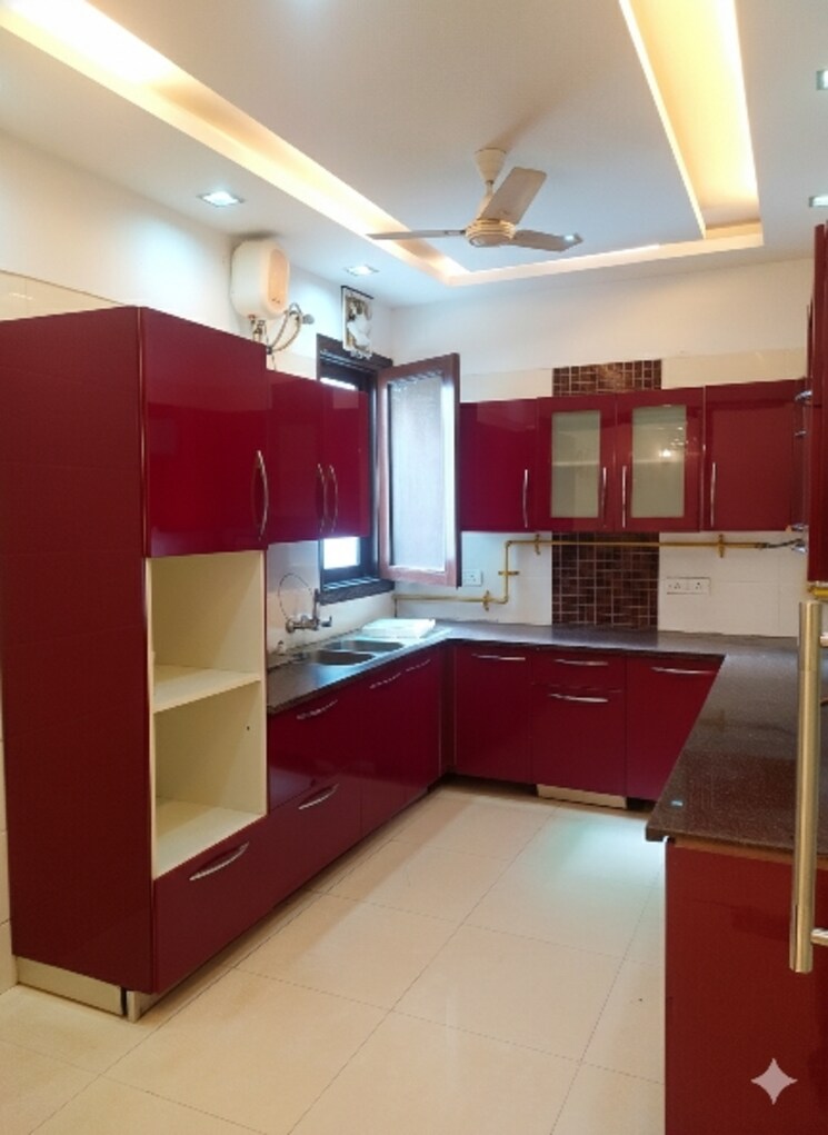 Bedroom, greater kailash ii 4 Bedroom 3700 Sq.Ft. Builder Floor In Greater Kailash ii Delhi 9473310