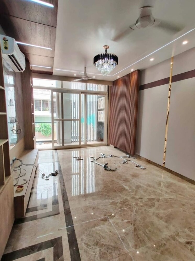 Living Room, greater kailash i 4 Bedroom 4500 Sq.Ft. Builder Floor In Greater Kailash I Delhi 9473316