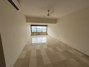 Building Lobby in 5 BHK Apartment at Chaitanya Tower, Prabhadevi – for Rent