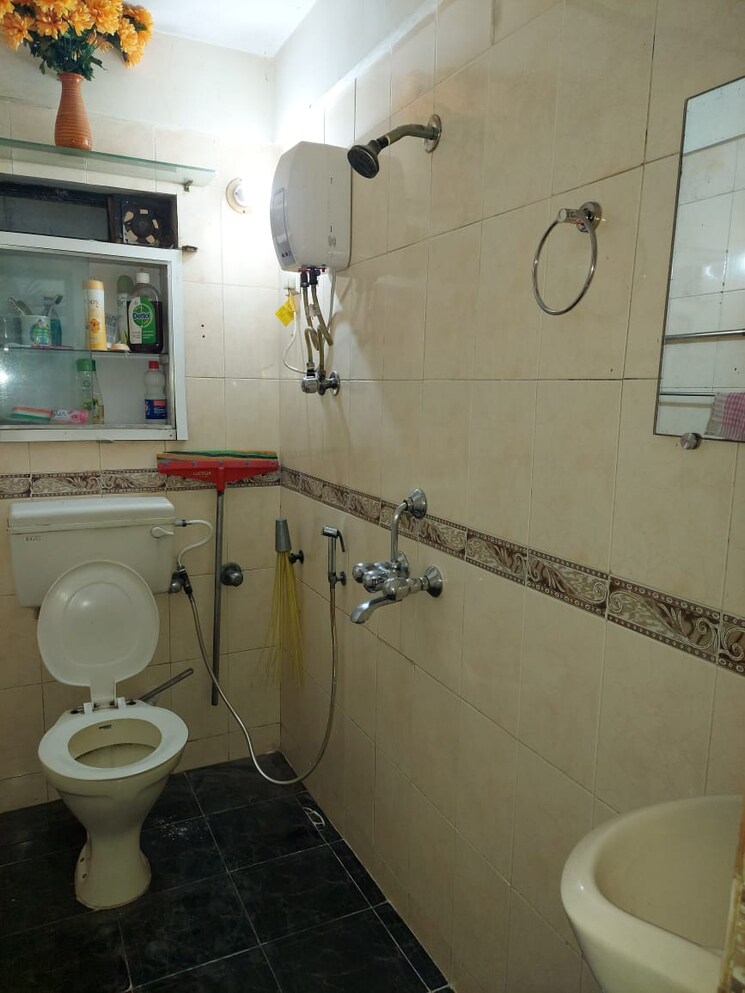 Bathroom, abrol-krishna-vastu-1-2 2 Bedroom 1000 Sq.Ft. Apartment In Malad West Mumbai 9473329