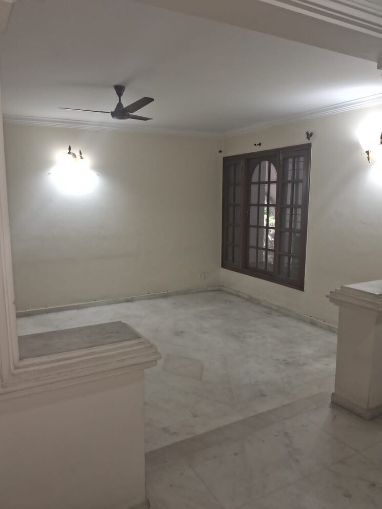 Room, windsor-court 4 Bedroom 3400 Sq.Ft. Apartment In Millers Road Bangalore 9473328
