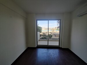 Room in 4 BHK Apartment at Bestech Park View Altura, Sector 79 – for Rent