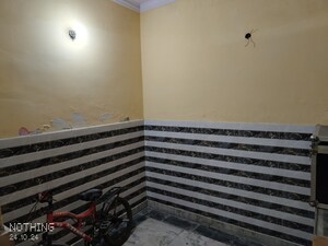 Room in 1 BHK Builder Floor at Mandawali – for Sale
