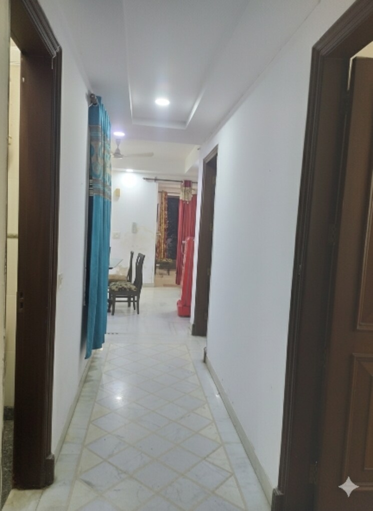 undefined, kailash colony 3 Bedroom 1700 Sq.Ft. Builder Floor In Kailash Colony Delhi 9473340