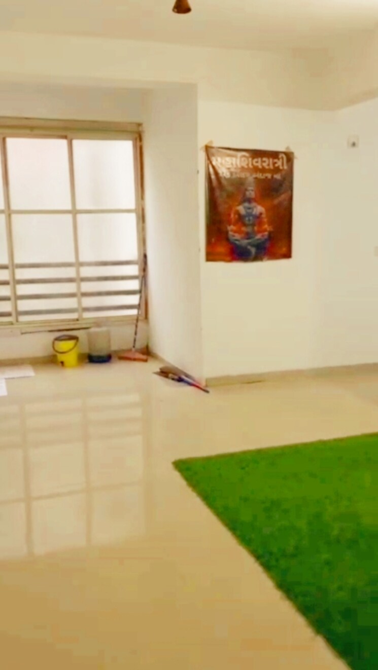 Room, chandkheda 2 Bedroom 1305 Sq.Ft. Apartment In Chandkheda Ahmedabad 9473344