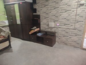 Living Room in 1 RK Apartment at Guruwar Peth – for Rent