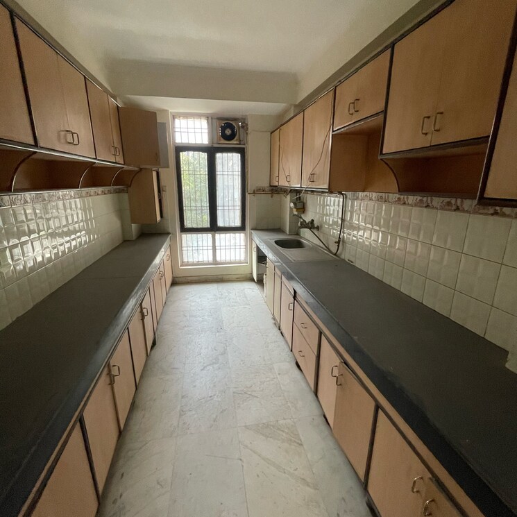 Kitchen, sector 21b 3 Bedroom 500 Sq.Yd. Builder Floor In Sector 21b Faridabad 9473358