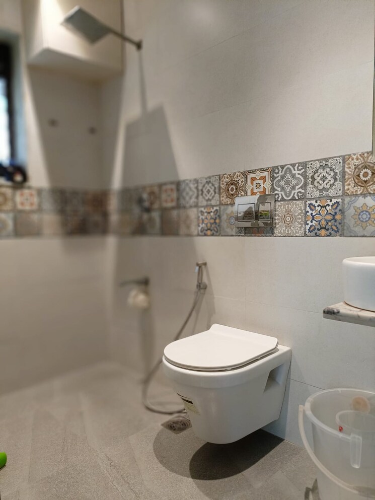 Attached Bathroom, somerset-apartments-bandra-west 2 Bedroom 770 Sq.Ft. Apartment In Bandra West Mumbai 9473359