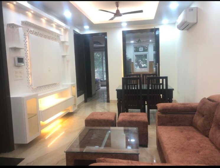 Living Room, east of kailash 2.5 Bedroom 900 Sq.Ft. Builder Floor In East Of Kailash Delhi 9473380