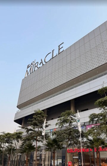  Shop For Sale in Elan Miracle, Sector 84