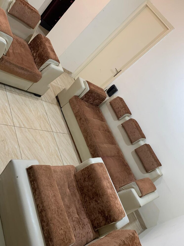 Living Room, gaur-atulyam 3 Bedroom 742 Sq.Ft. Apartment In Omicron I Greater Noida Greater Noida 9473395