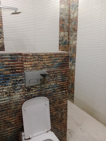 Attached Bathroom in 3.5 BHK Builder Floor at Ansals Sushant City – for Rent