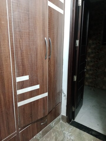  3.5 BHK Builder Floor at Ansals Sushant City – for Rent