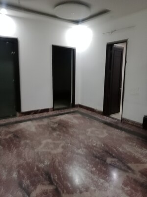 Room in 3.5 BHK Builder Floor at Ansals Sushant City – for Rent