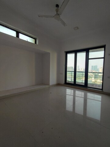 2 BHK Apartment For Sale in K Raheja Interface Heights, Malad West