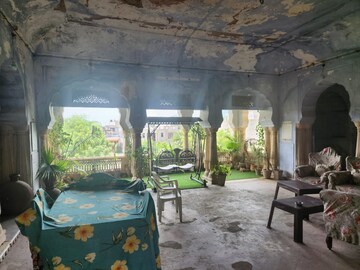 Gym in 6+ BHK Villa at Jaipur Ajmer Express Highway – for Sale