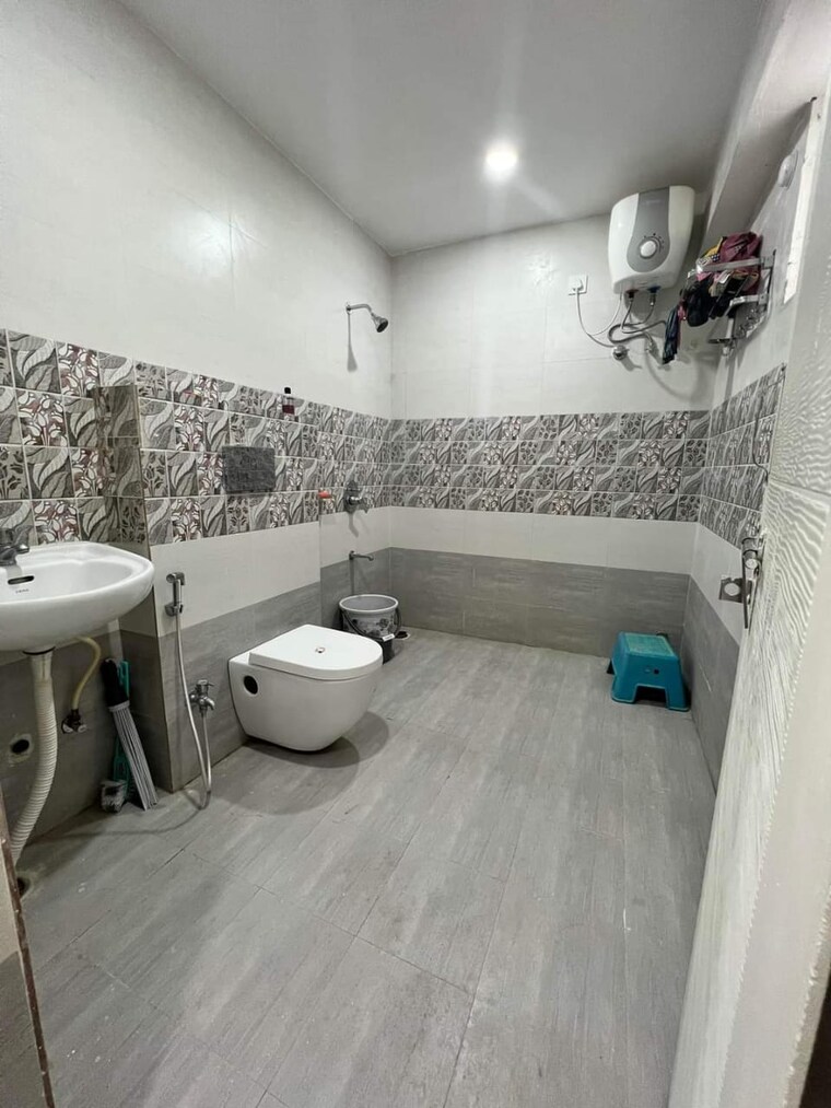 Bathroom, kondapur 2 Bedroom 1100 Sq.Ft. Builder Floor In Kondapur Hyderabad 9473456