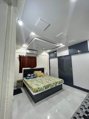 Bedroom in 2 BHK Builder Floor at Kondapur – for Rent