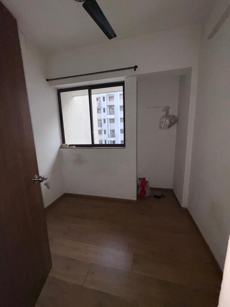 Bedroom, lodha-lakeshore-greens 2.5 Bedroom 851 Sq.Ft. Apartment In Dombivli East Thane 9473475