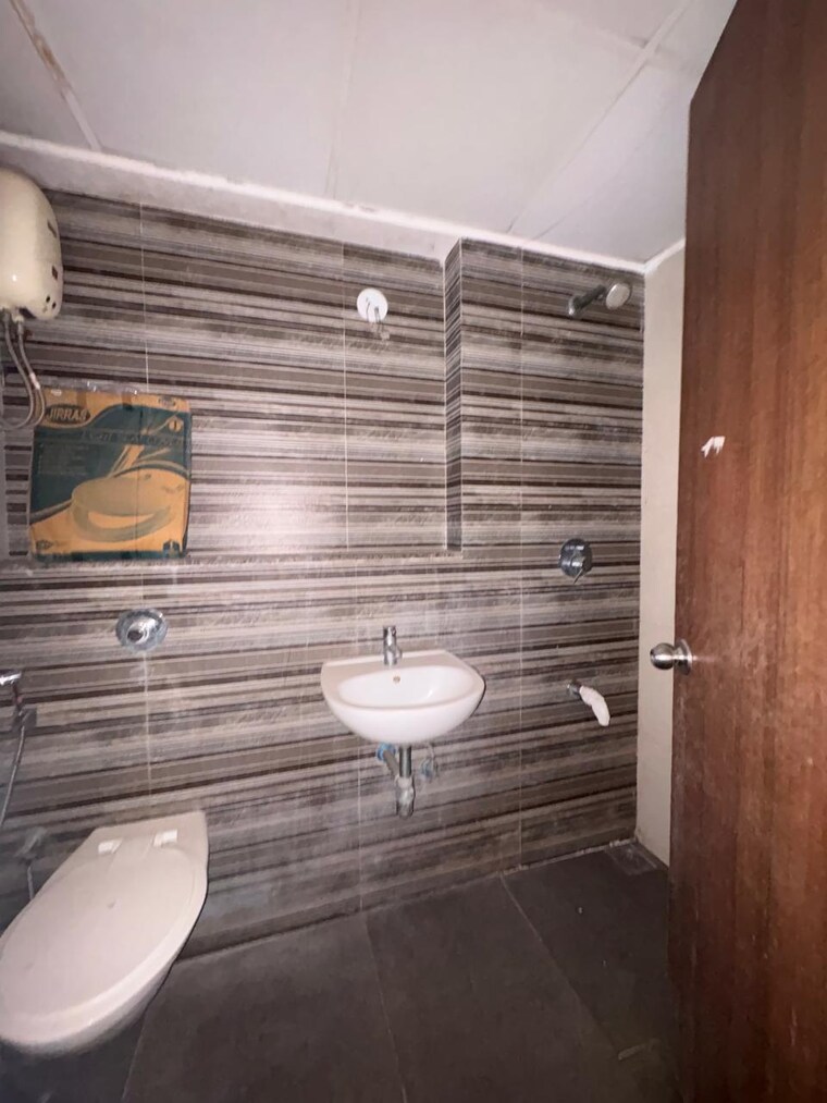 Master Bedroom, lodha-lakeshore-greens 2.5 Bedroom 851 Sq.Ft. Apartment In Dombivli East Thane 9473475